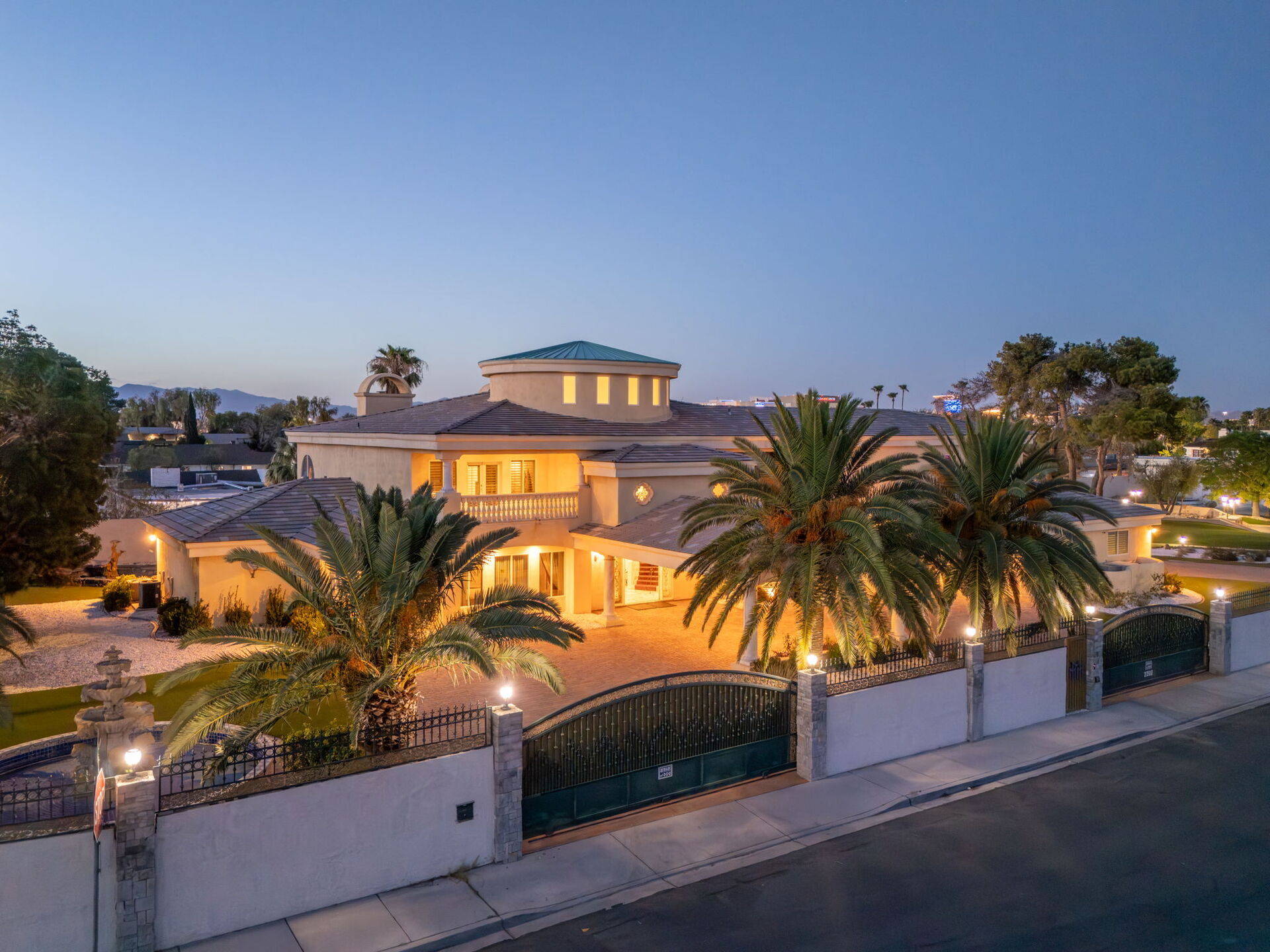 1245 Rancho Drive
